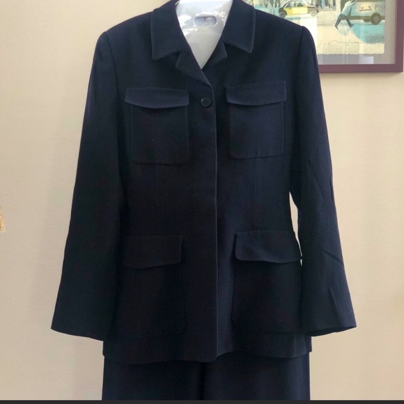 Adolfo Dominguez Jackets & Blazers - Adolfo Dominguez wool blazer Navy sz 6